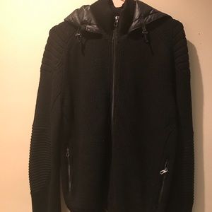 New w/Tags. Ralph Lauren Sweater Sz M. Retail $395